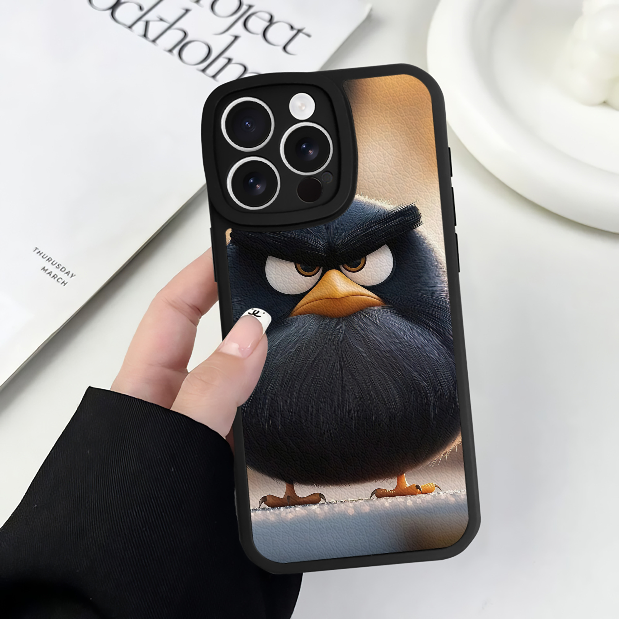 （画像用） Angry Birds アングリーバード 【iPhone 16シリーズ対応】シリコンスマホケース（レザー調） 材質：シリコン